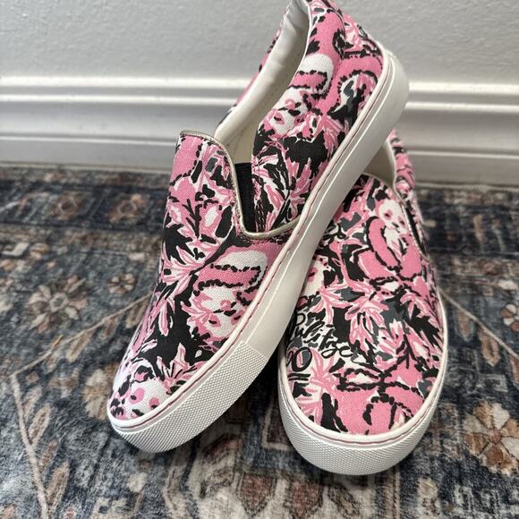 Lilly Pulitzer Womens Julie Sneakers Hibiscus Pink Hangin With My Boo Panda Sz 7 - Picture 2 of 6
